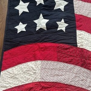 Patriotic Quilt with Stars and Stripes